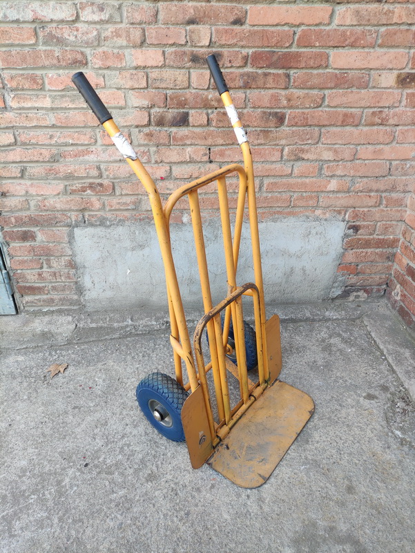 carretilla almacen rueda aire metal 119x76x57 1u